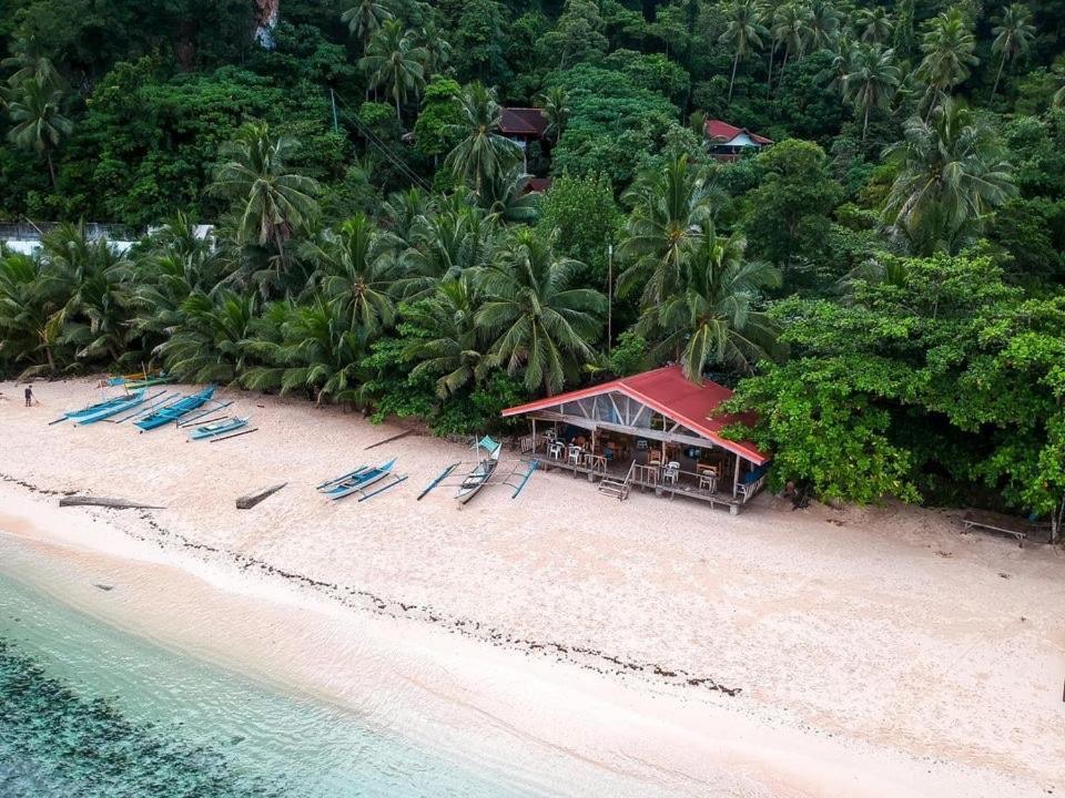 White Beach Front And Cottages Buruanga Eksteriør billede