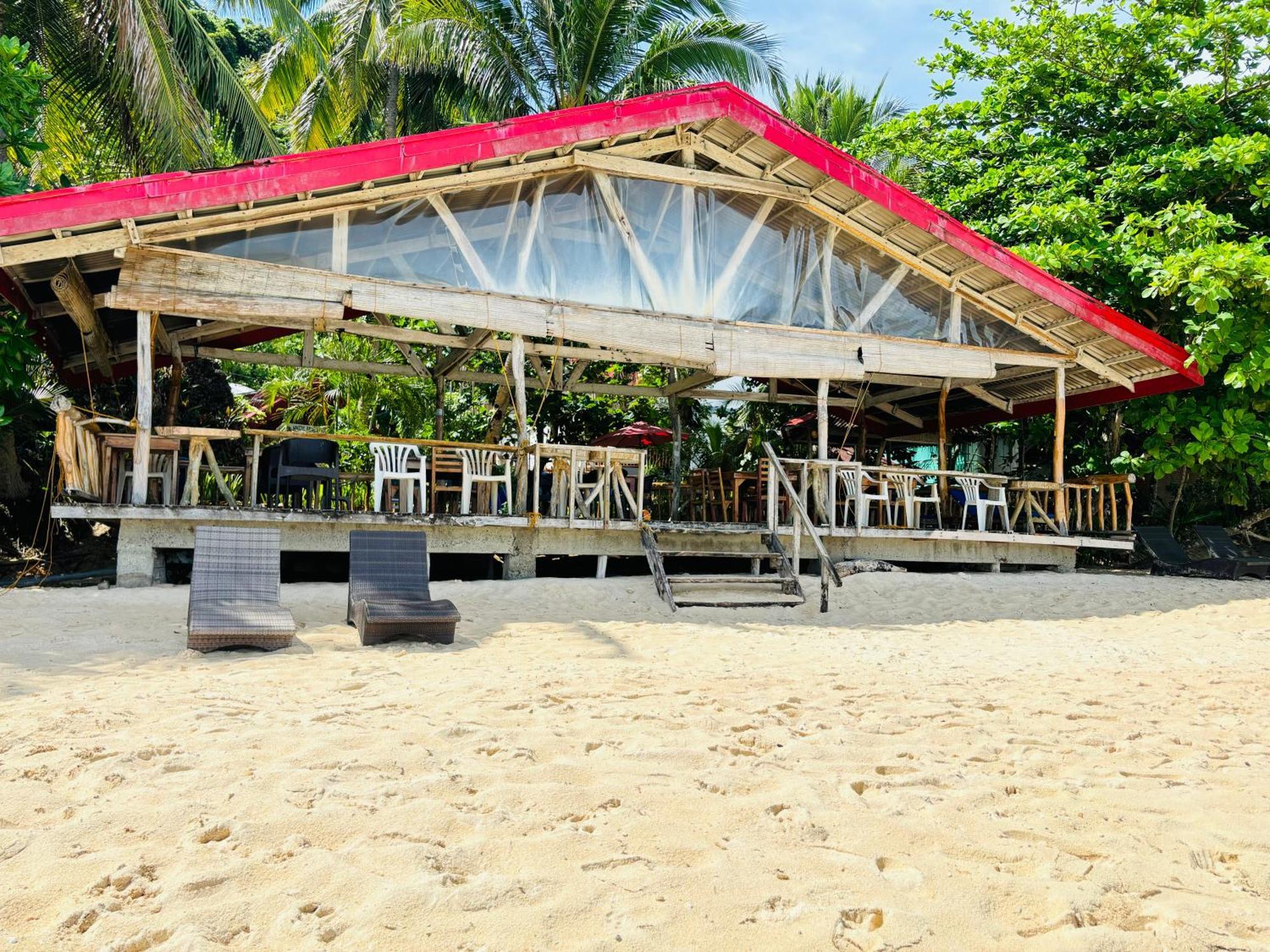 White Beach Front And Cottages Buruanga Eksteriør billede