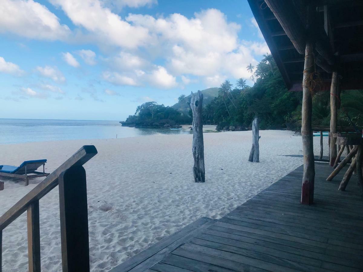 White Beach Front And Cottages Buruanga Eksteriør billede